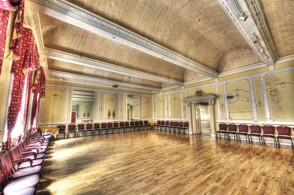 Albany Lions Hotel Істборн Екстер'єр фото